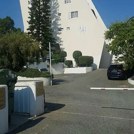 Esencia Διαμέρισμα *